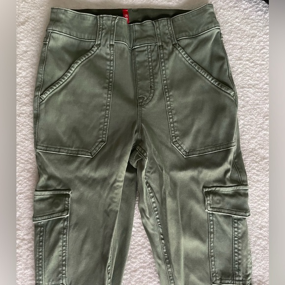 Spanx size small petite cargo skinny pants. Olive/military green. - Picture 2 of 4